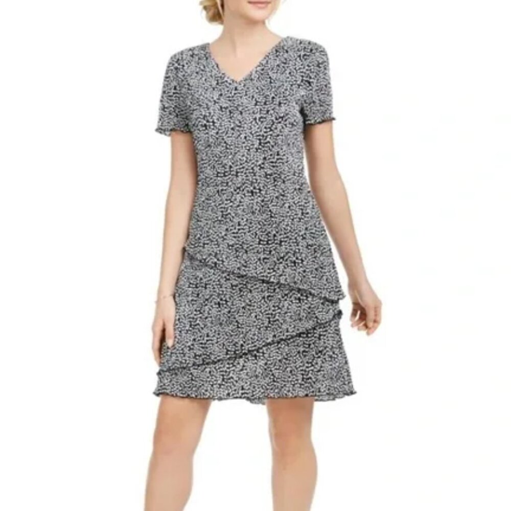 Connected Apparel Pleated Floral-Print Tiered Short Sleeve Dress